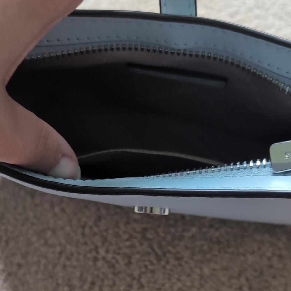 Michael Kors Sky Blue Shoulder Bag - Picture 3 of 5